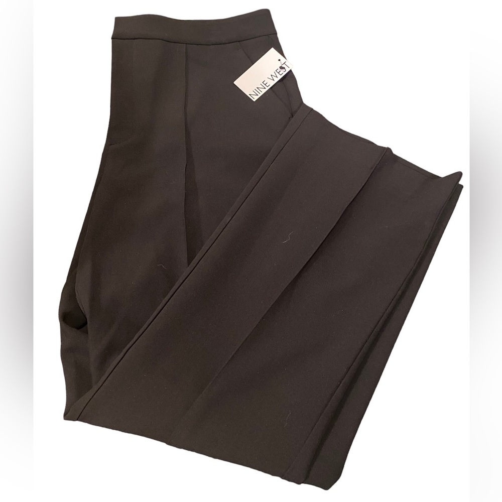 Nine West~Women’s Wide Leg Pleated Black Dress Pants New 
Size 16